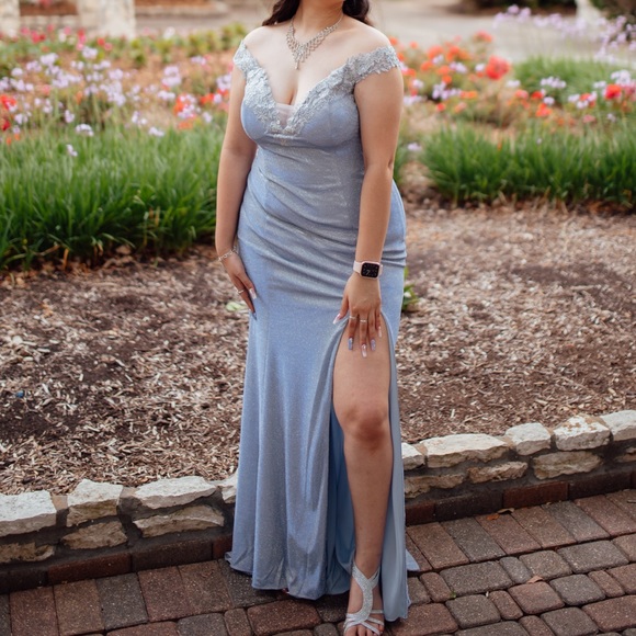 Juno Dress Collection - Picture 4 of 5